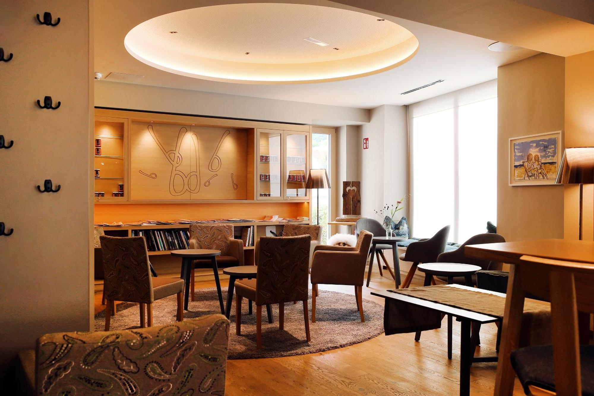 Hotel Babenbergerhof Modling Bagian luar foto